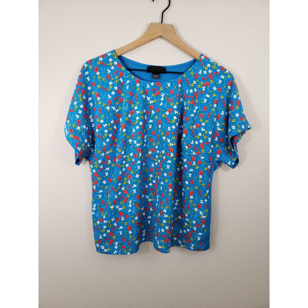 Attention Blue Floral Short Sleeve Top